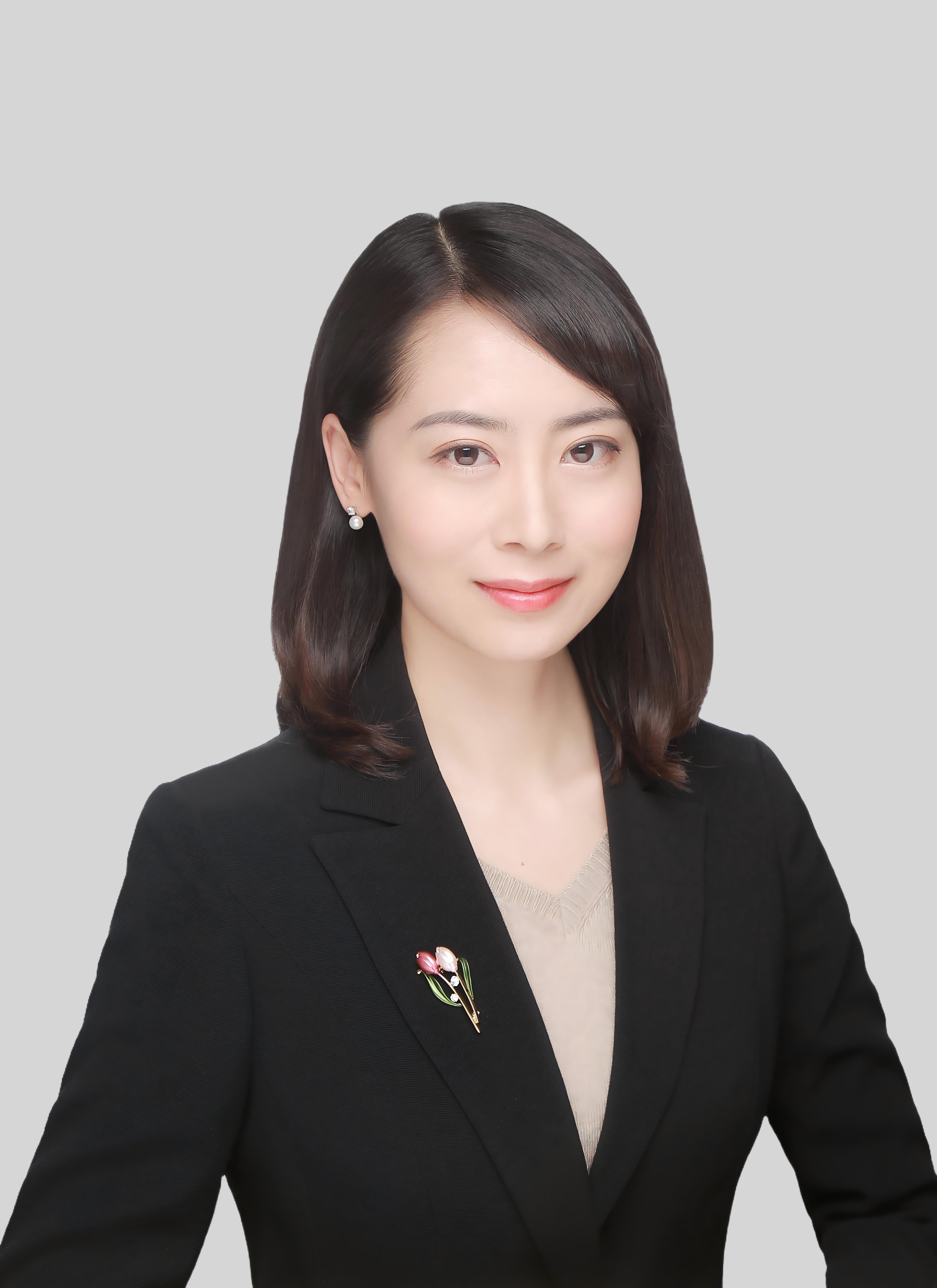 曾雪婷.jpg